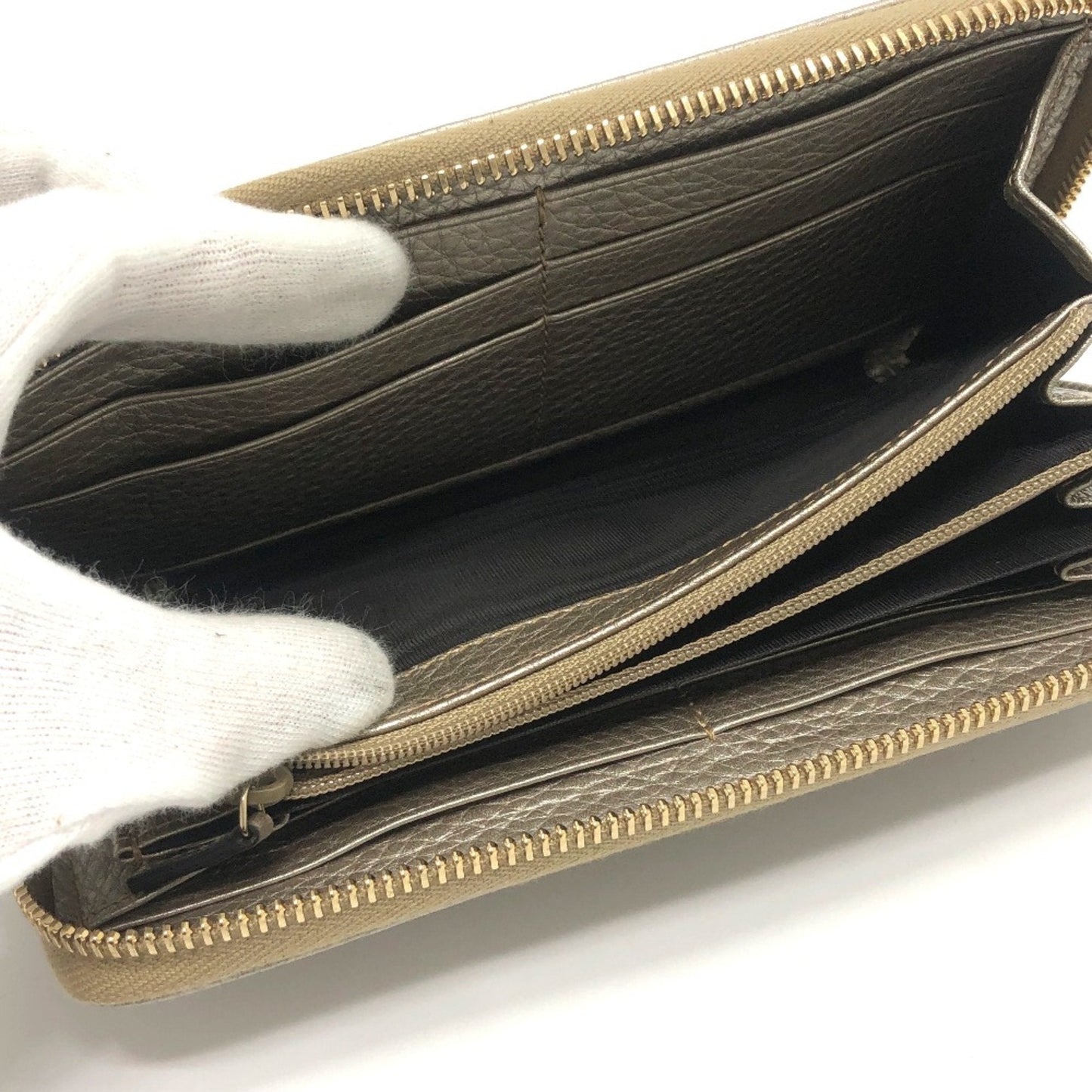Gucci Gold Leather Long Wallet (Bi-Fold)