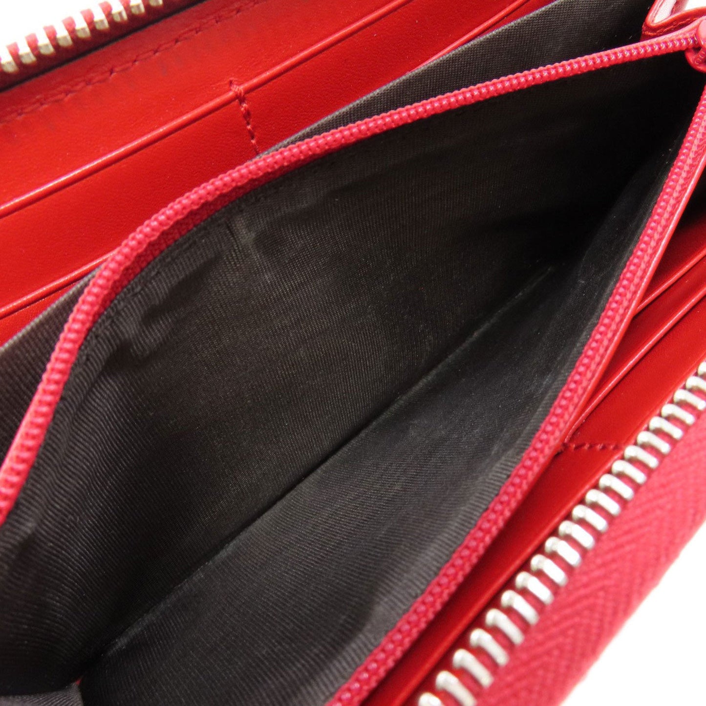 Gucci Diamante Red Color Leather Long Wallet (Bi-Fold)