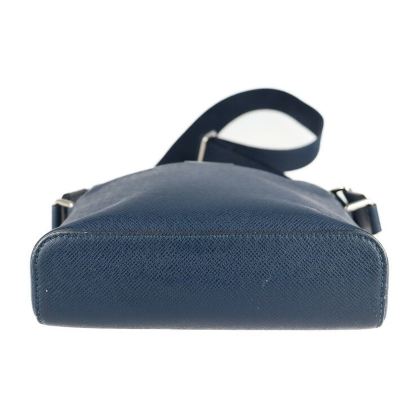 Louis Vuitton Navy Blue Taiga Leather Messenger Bag Pochette Shopping Bag Shoulder Bag Tote Bag