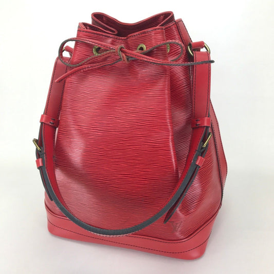 Louis Vuitton Red Leather Shoulder Bag ()