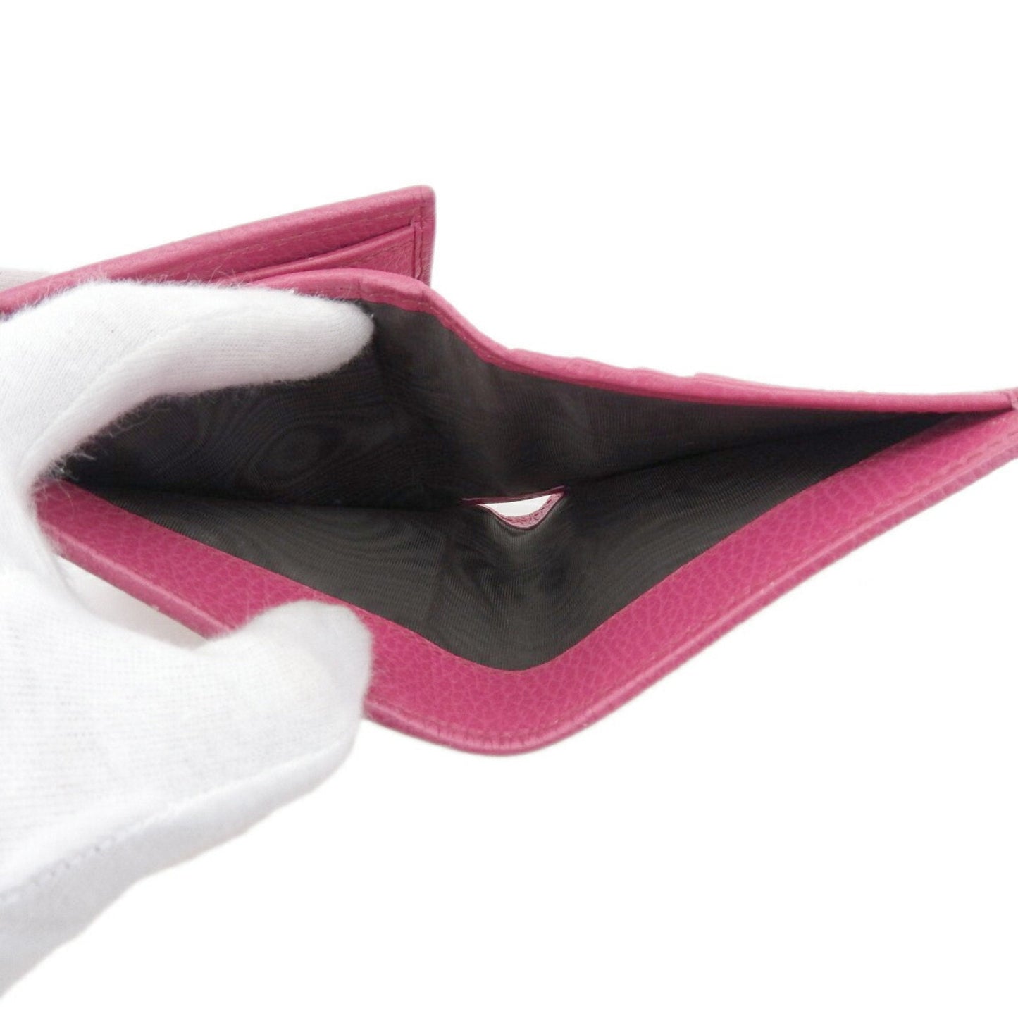 Gucci Pink Leather Wallet (Tri-Fold)