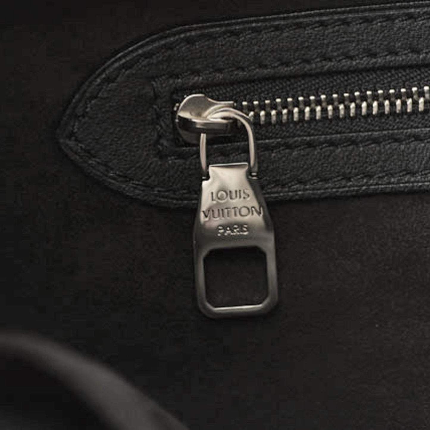 Louis Vuitton Monogram Antheia Black Silver Leather Handbag Shoulder Bag