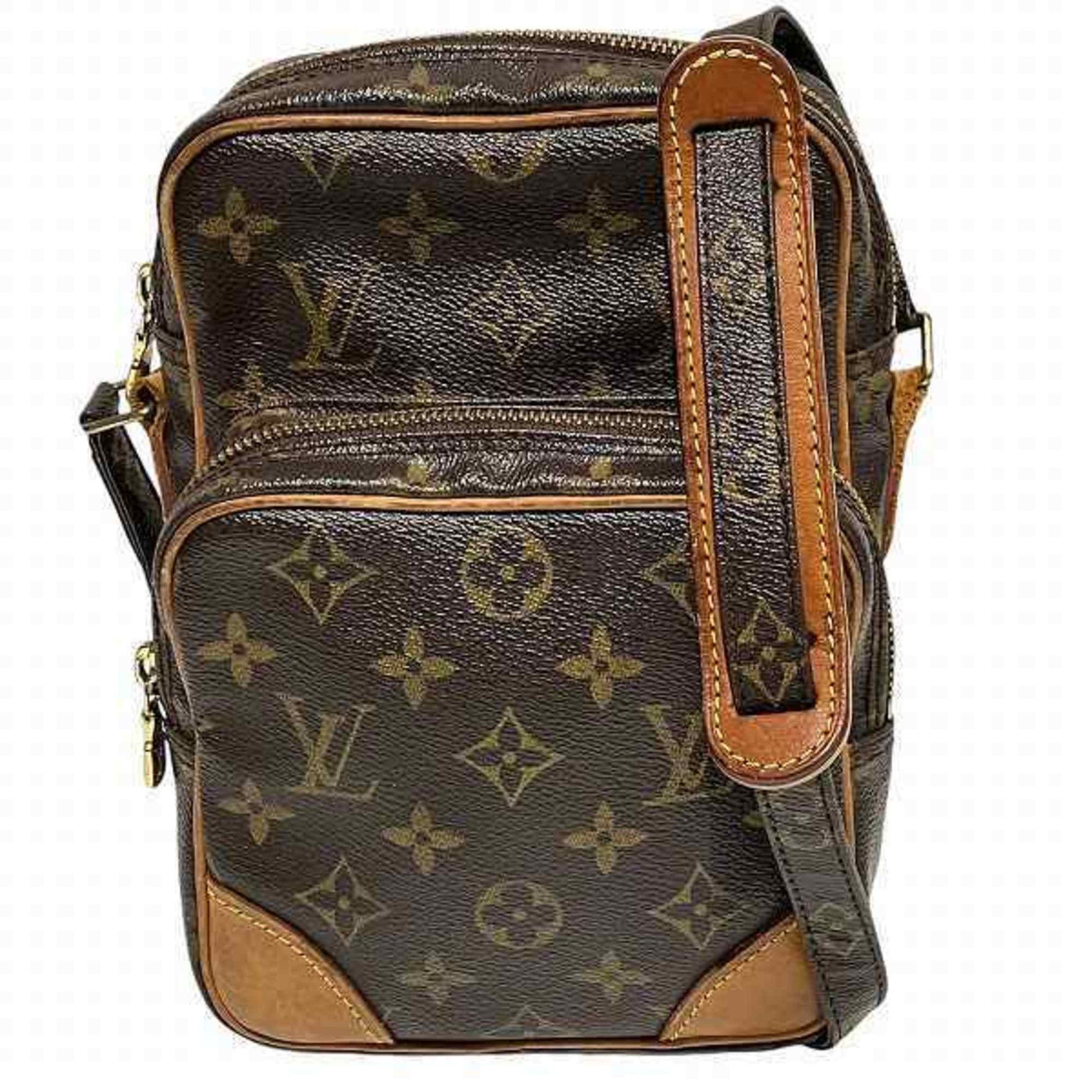 Louis Vuitton Brown Shoulder Bag ()