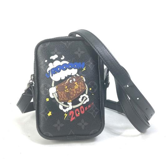 Louis Vuitton Black Other Shoulder Bag ()