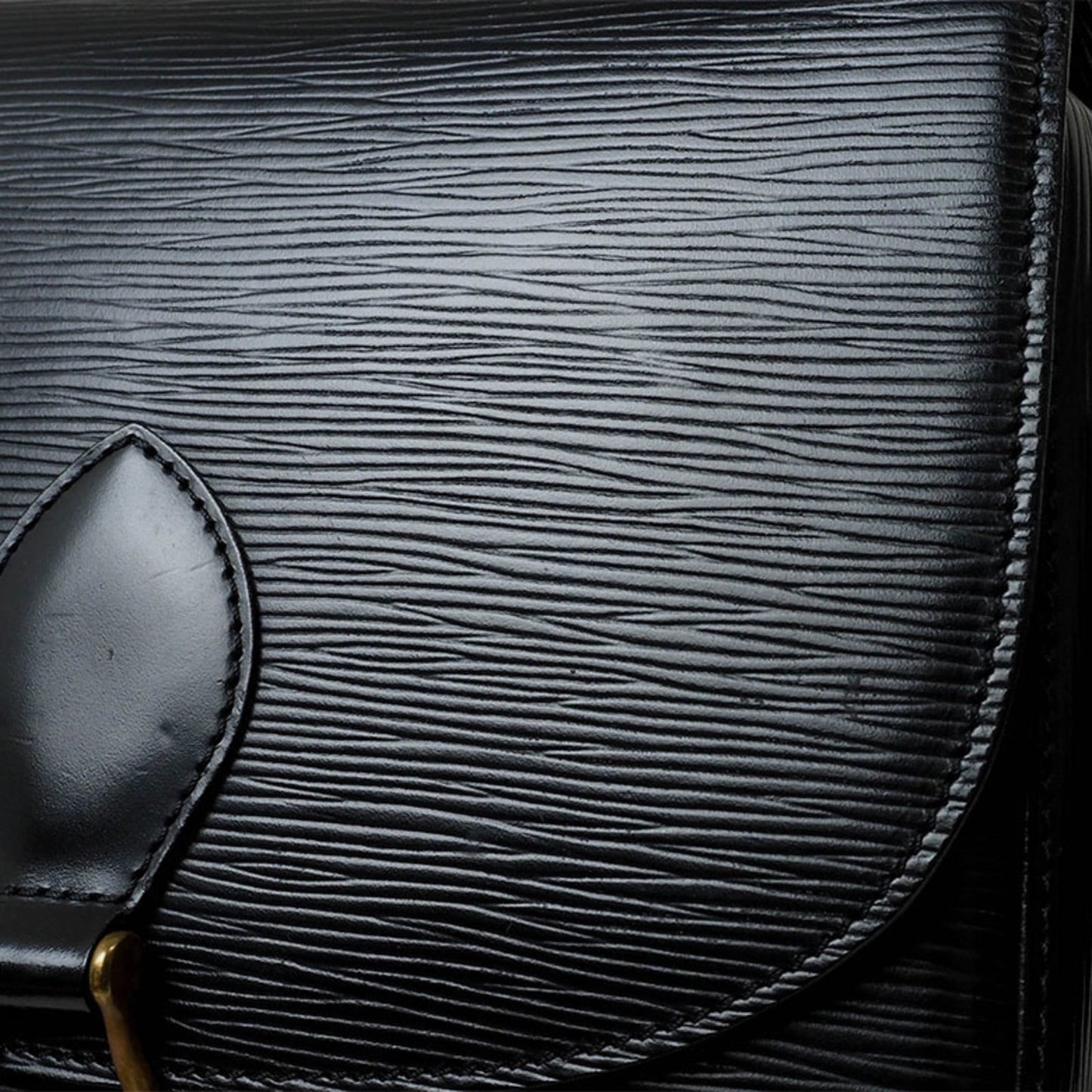Louis Vuitton Black Epi Leather Pochette Shoulder Bag