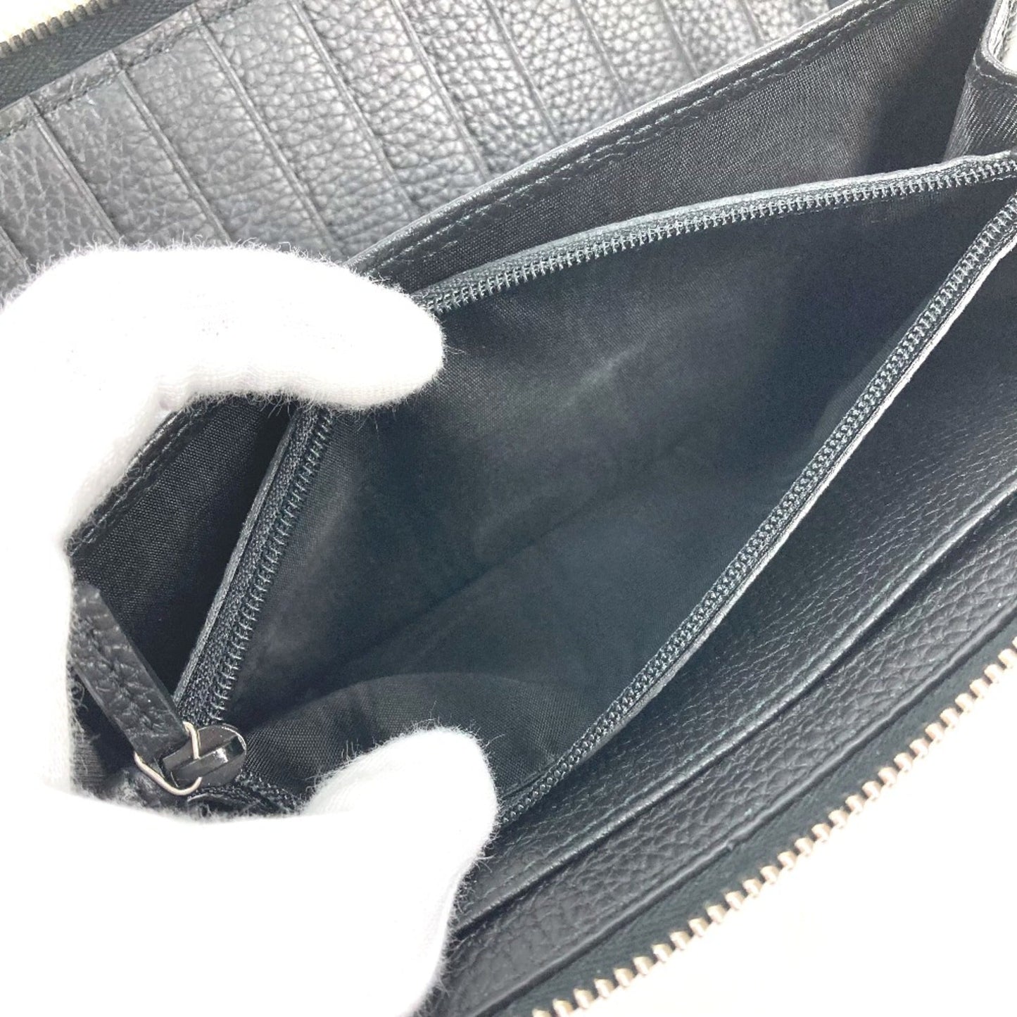 Gucci Black Leather Long Wallet (Bi-Fold)