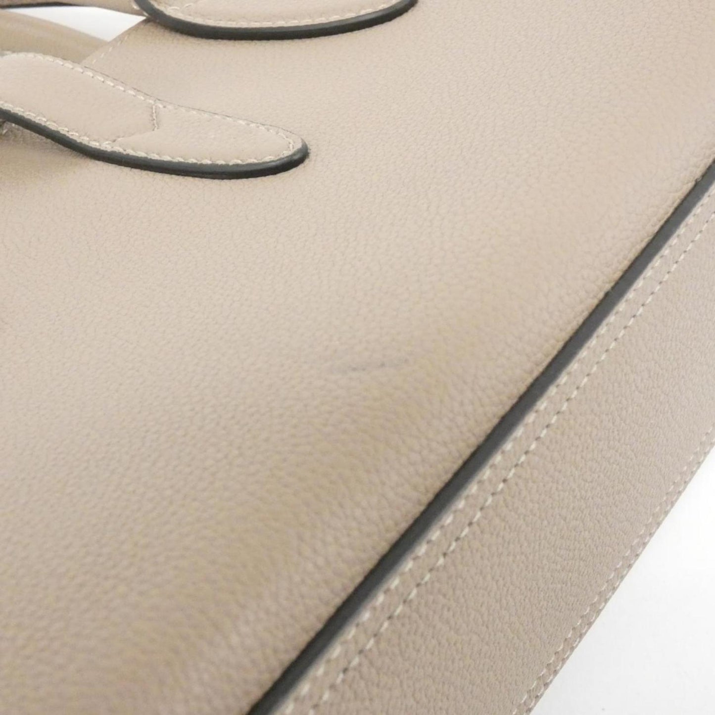 Gucci Beige Leather Handbag