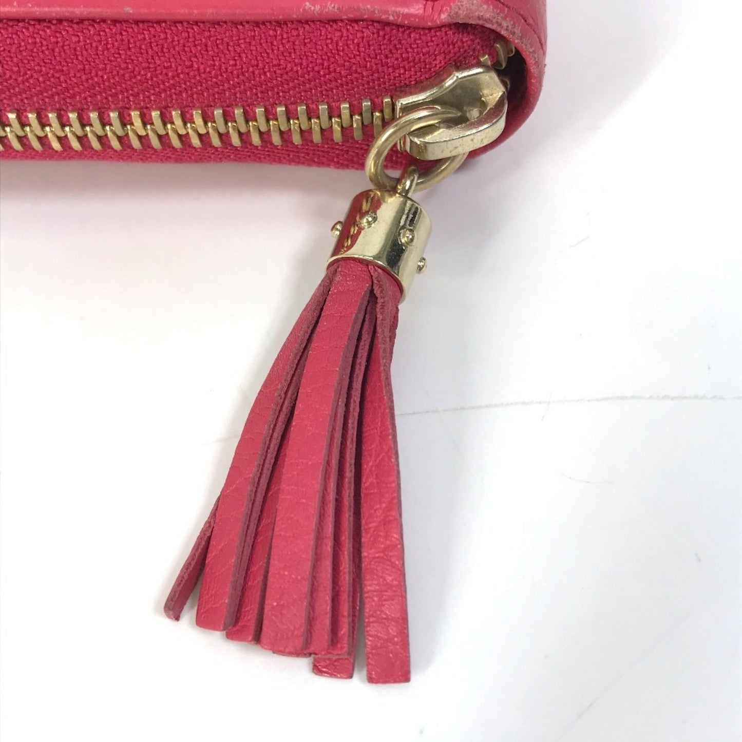 Gucci Red Color Leather Long Wallet (Bi-Fold)