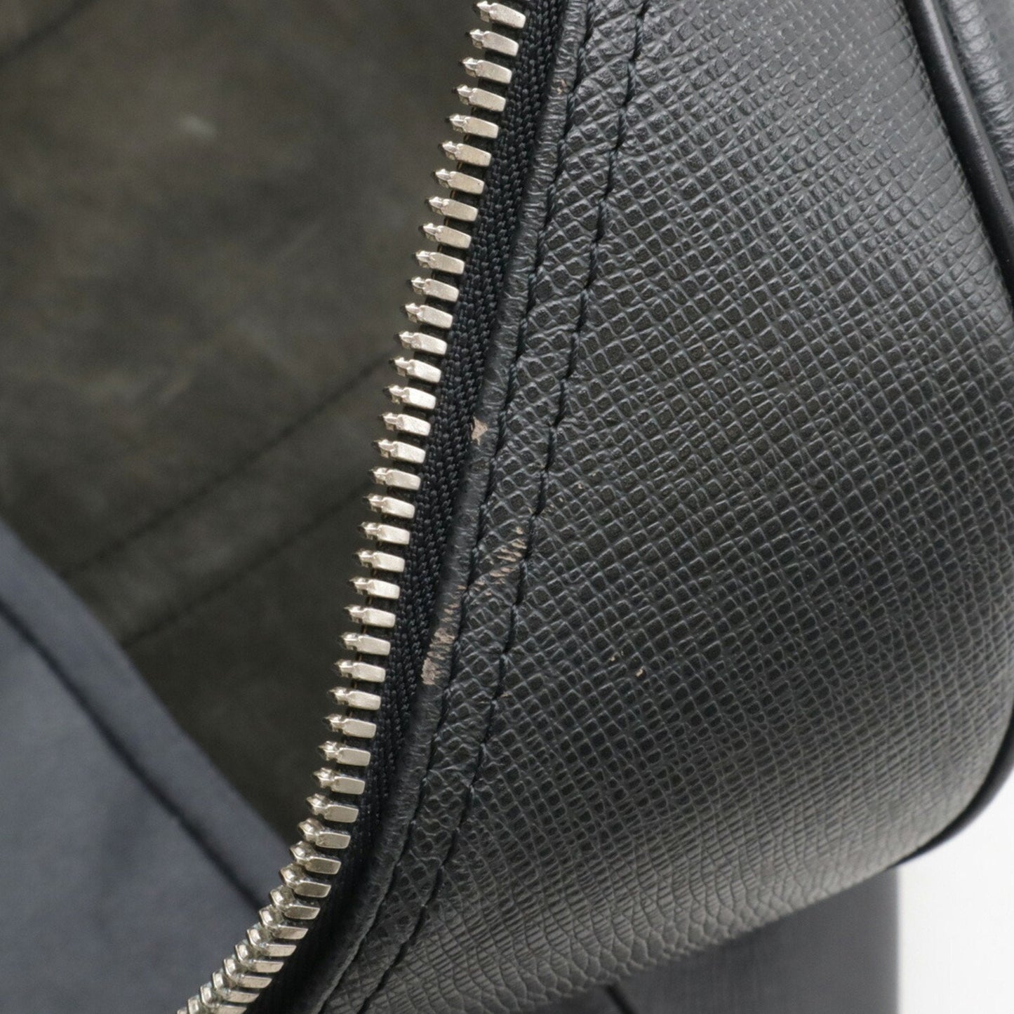 Louis Vuitton Ardoise Black Taiga Leather Boston Bag Shoulder Bag
