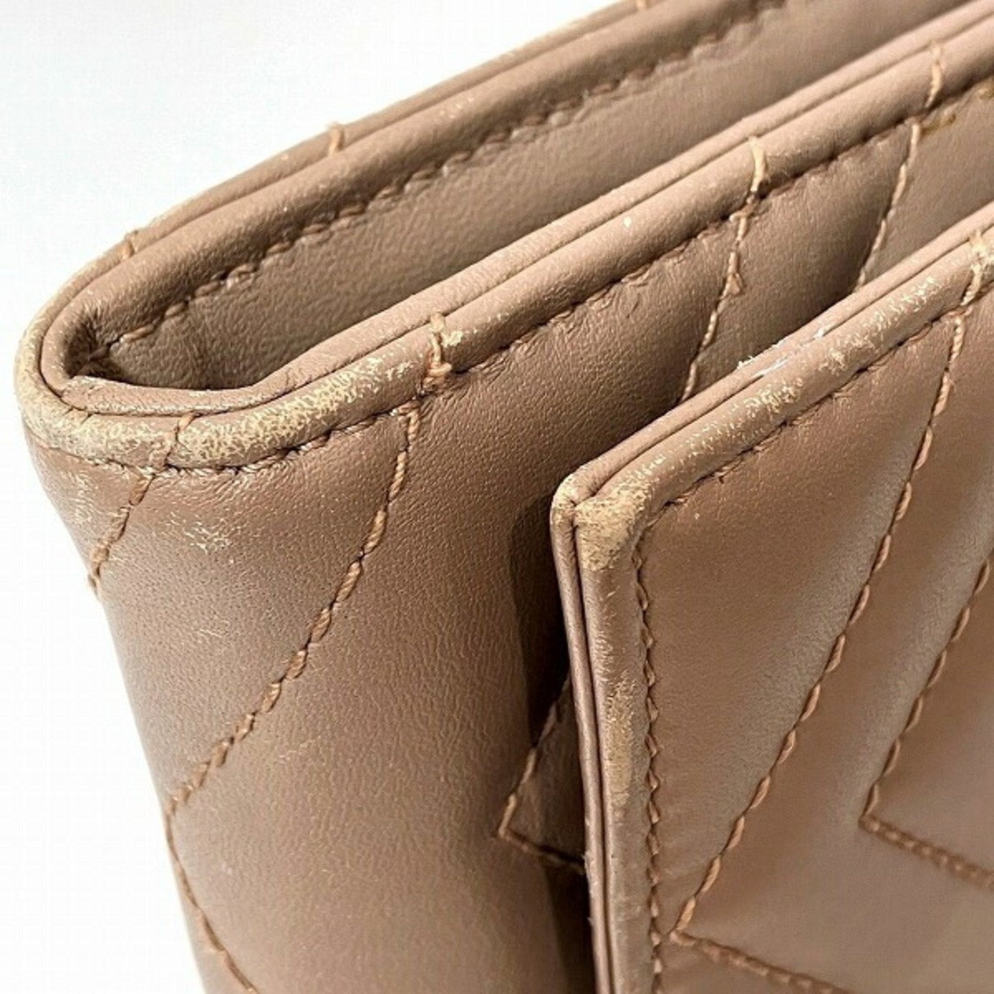 Gucci Beige Leather Long Wallet (Bi-Fold)