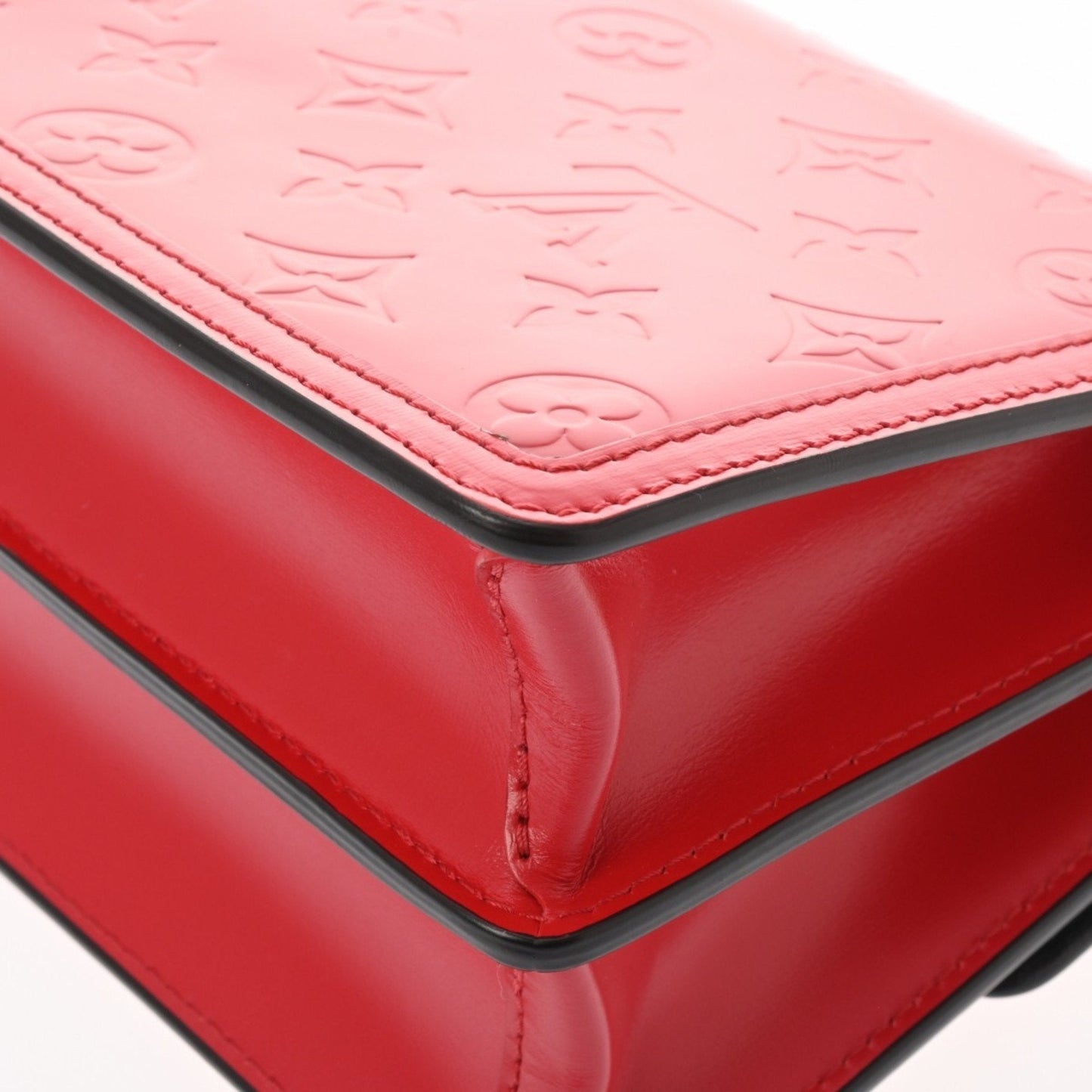 Louis Vuitton Monogram Vernis Red Color Vernis Shoulder Bag