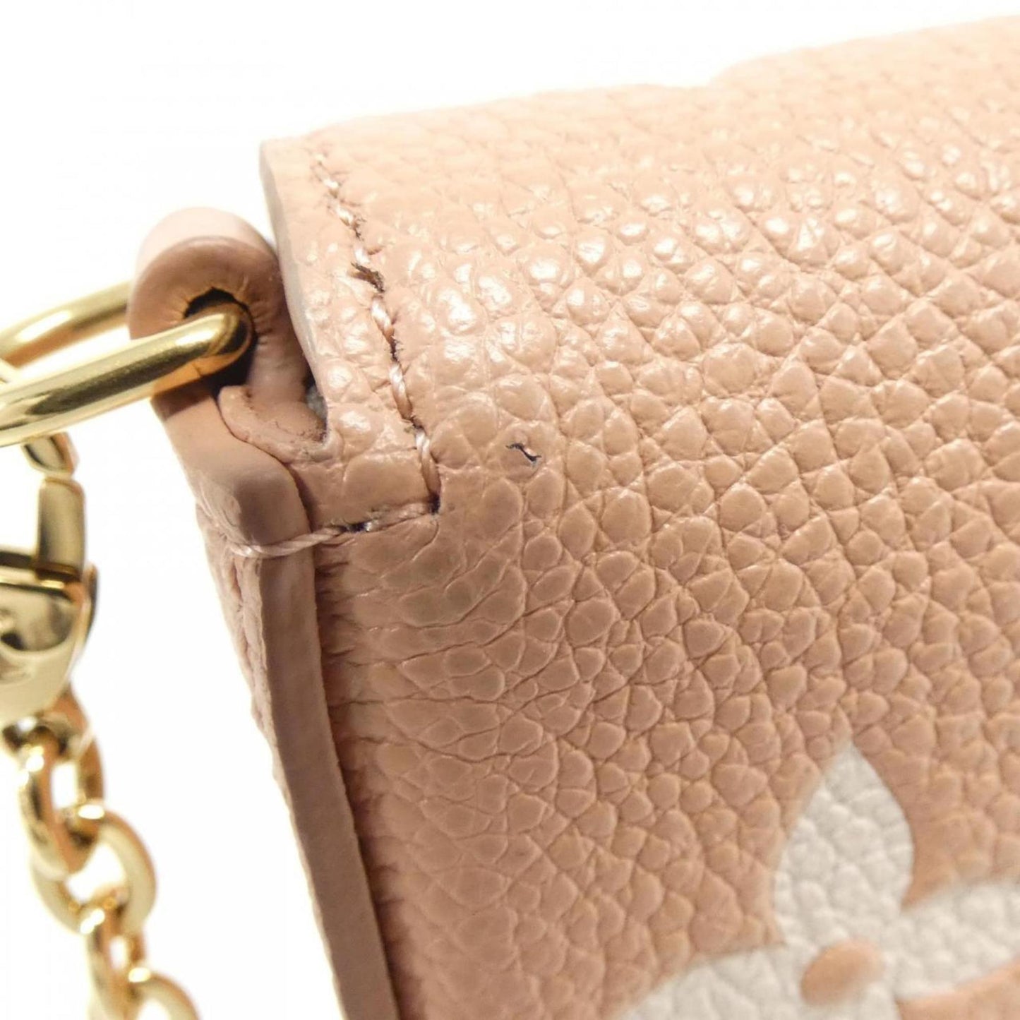 Louis Vuitton Rose Leather Pochette Shoulder Bag
