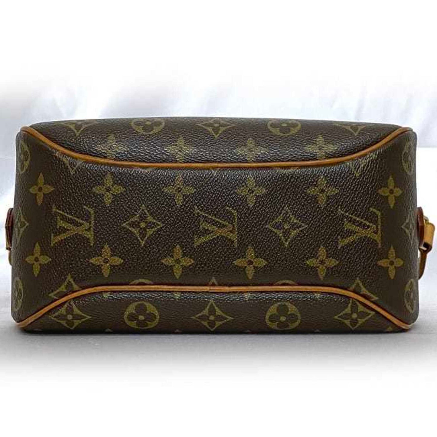 Louis Vuitton Brown Monogram Monogram Shoulder Bag