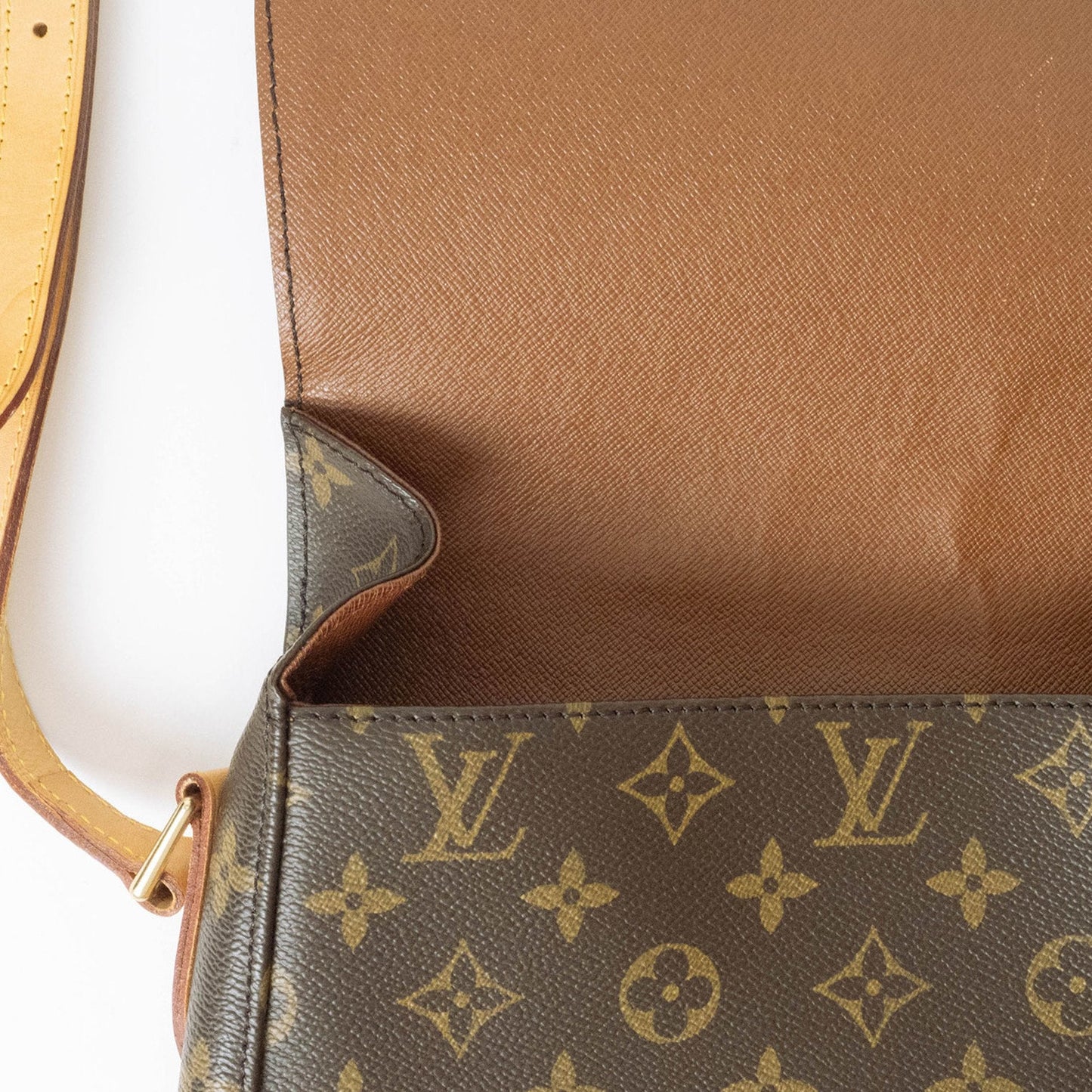 Louis Vuitton Monogram Monogram Shoulder Bag