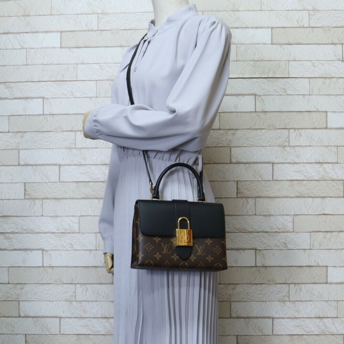 Louis Vuitton Monogram Black Brown Monogram Monogram Shoulder Bag