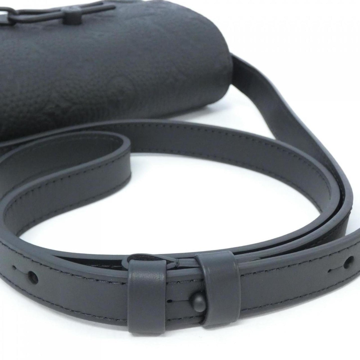 Louis Vuitton Black Leather Shoulder Bag