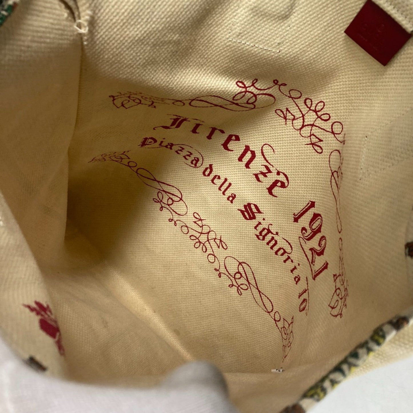 Gucci Beige Cloth Tote Bag