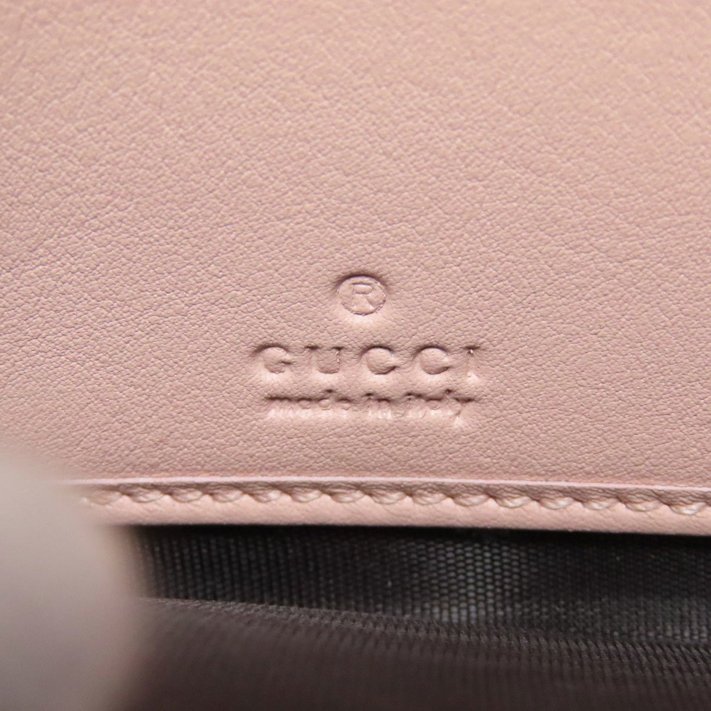 Gucci Pink Leather Long Wallet (Bi-Fold)