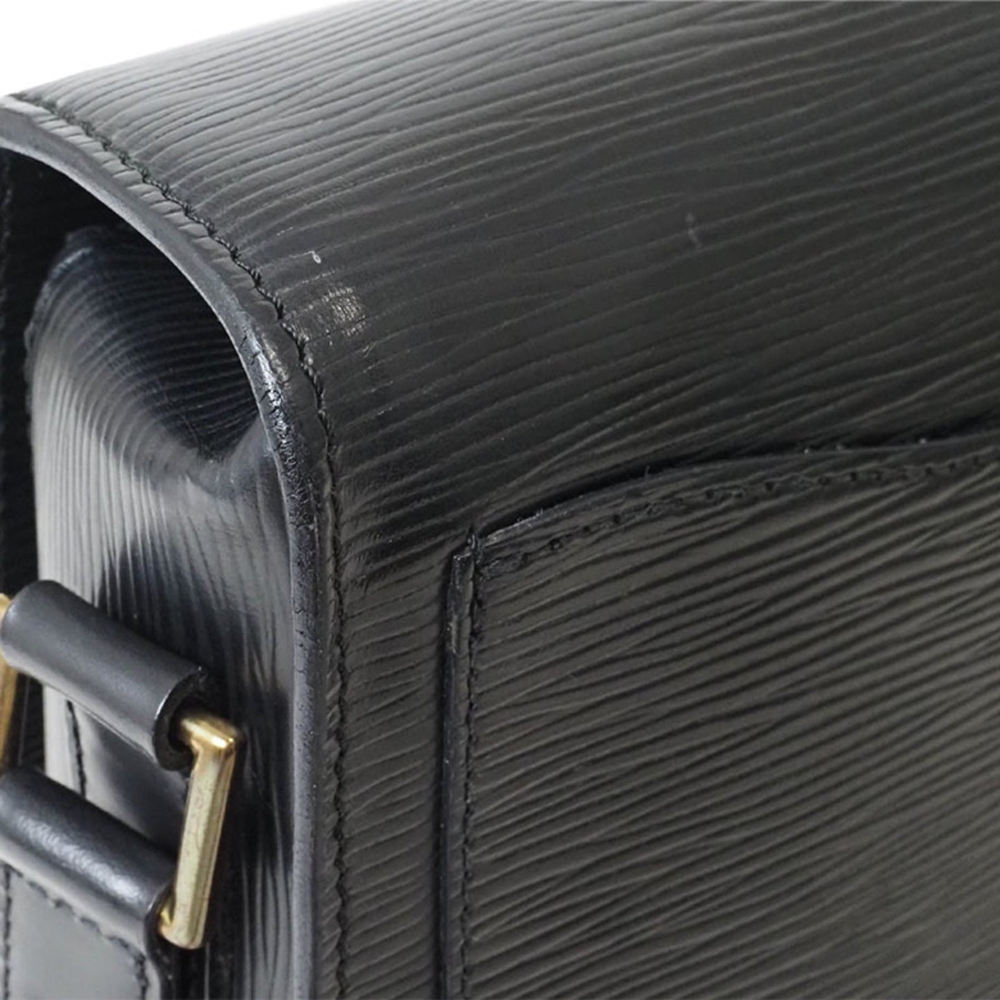 Louis Vuitton Black Epi Leather Pochette Shoulder Bag