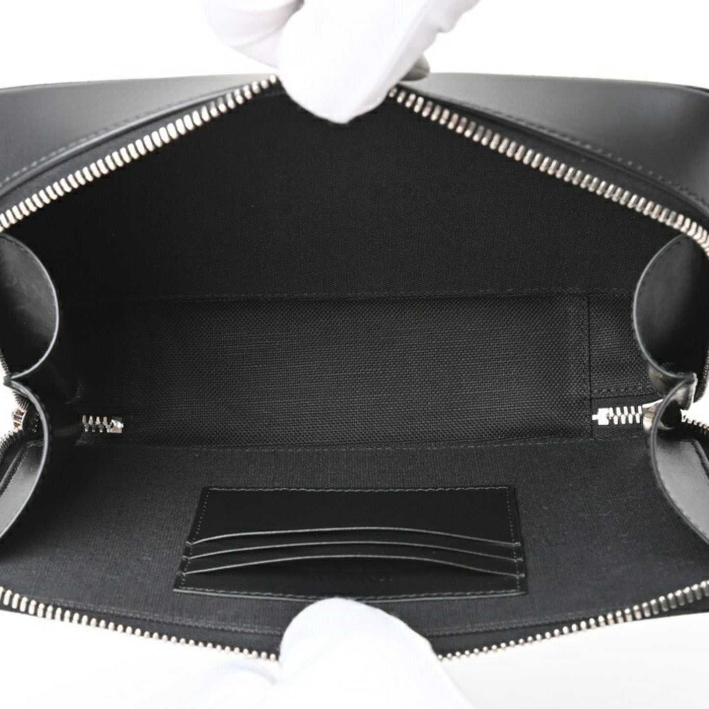 Gucci Black Gg Supreme Shoulder Bag