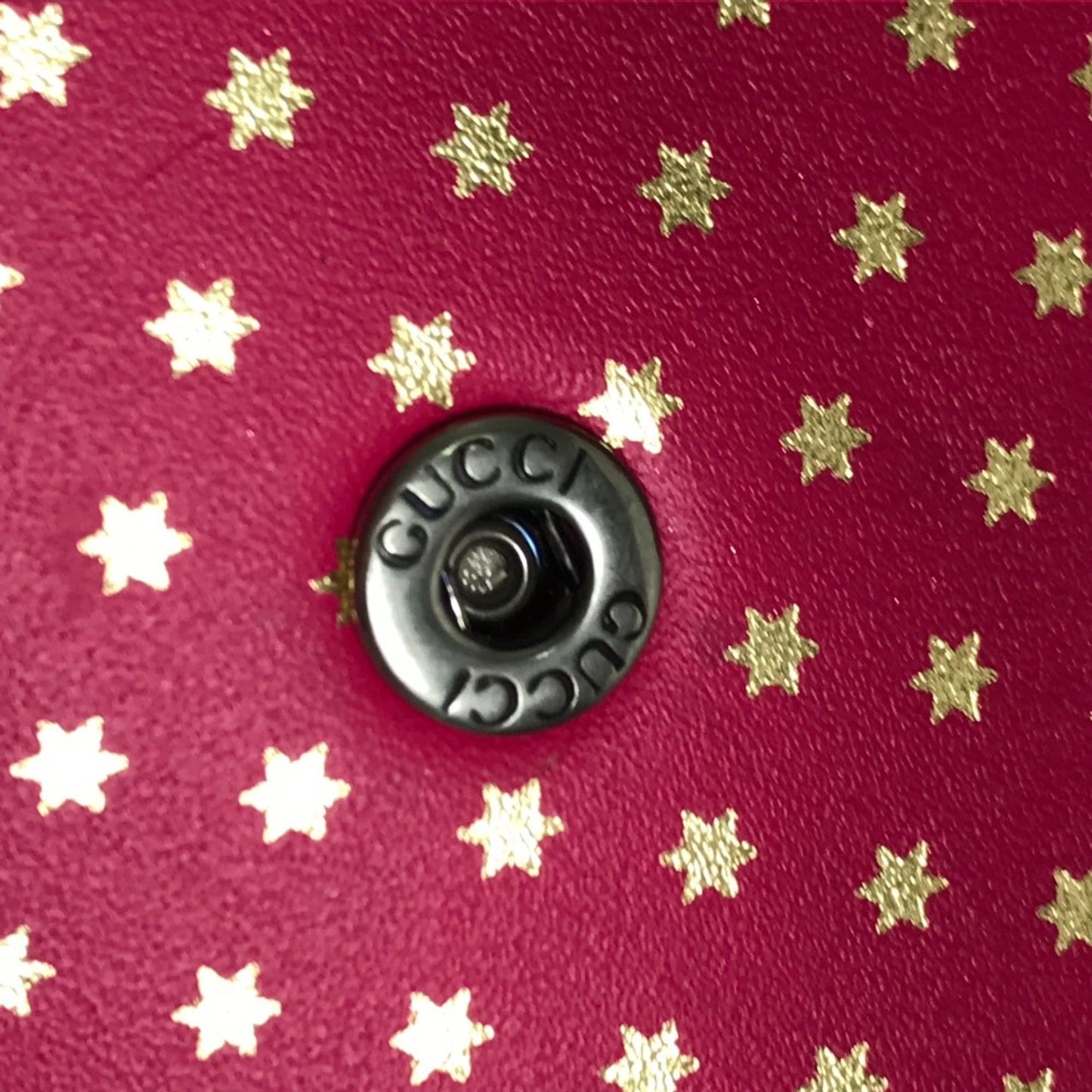 Gucci Pink Leather Long Wallet (Bi-Fold)
