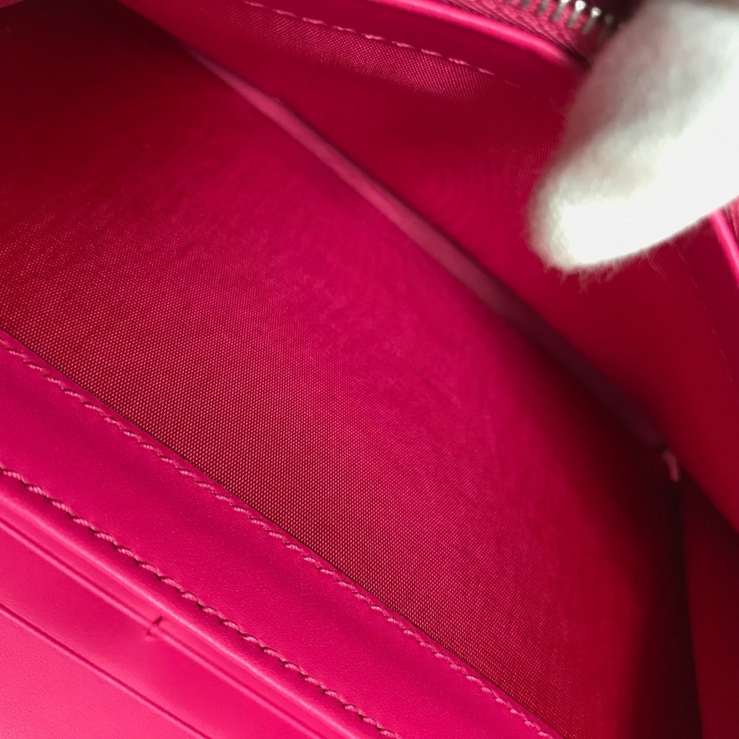 Gucci Pink Leather Long Wallet (Bi-Fold)