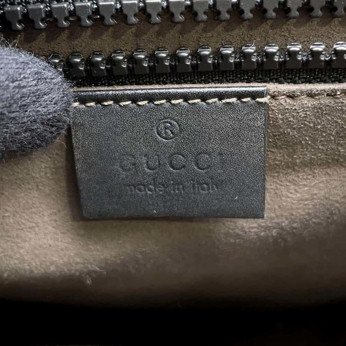 Gucci Beige Black Gg Supreme Leather Messenger Bag Shoulder Bag