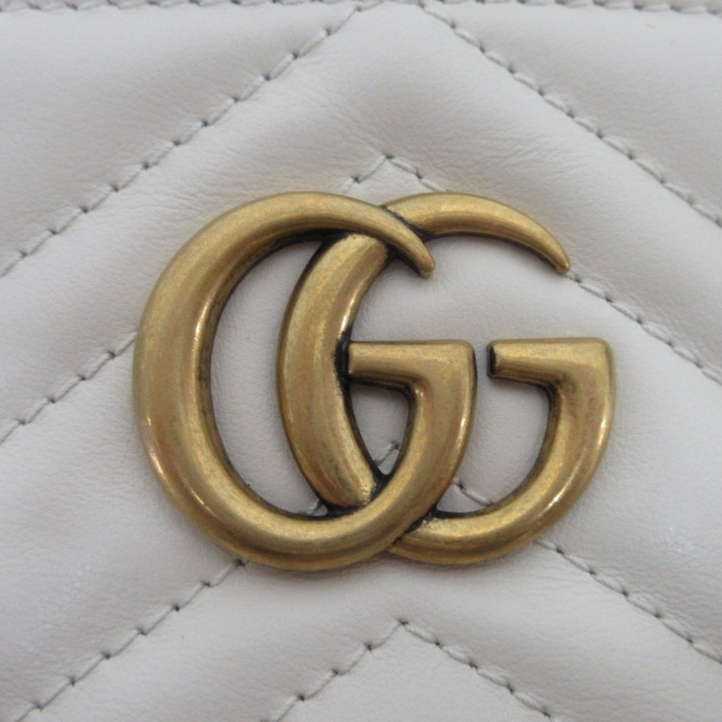 Gucci White Leather Pouch Vanity Bag