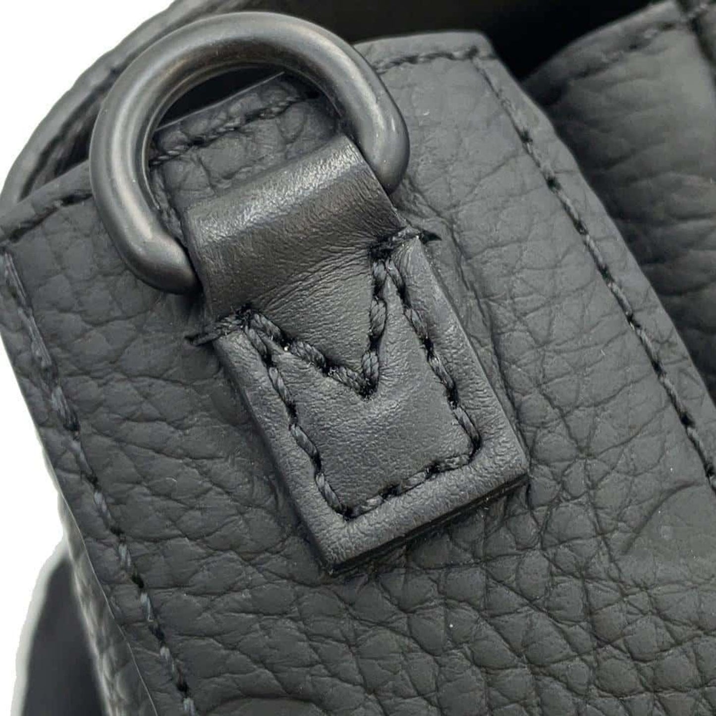 Louis Vuitton Noir Monogram Shoulder Bag