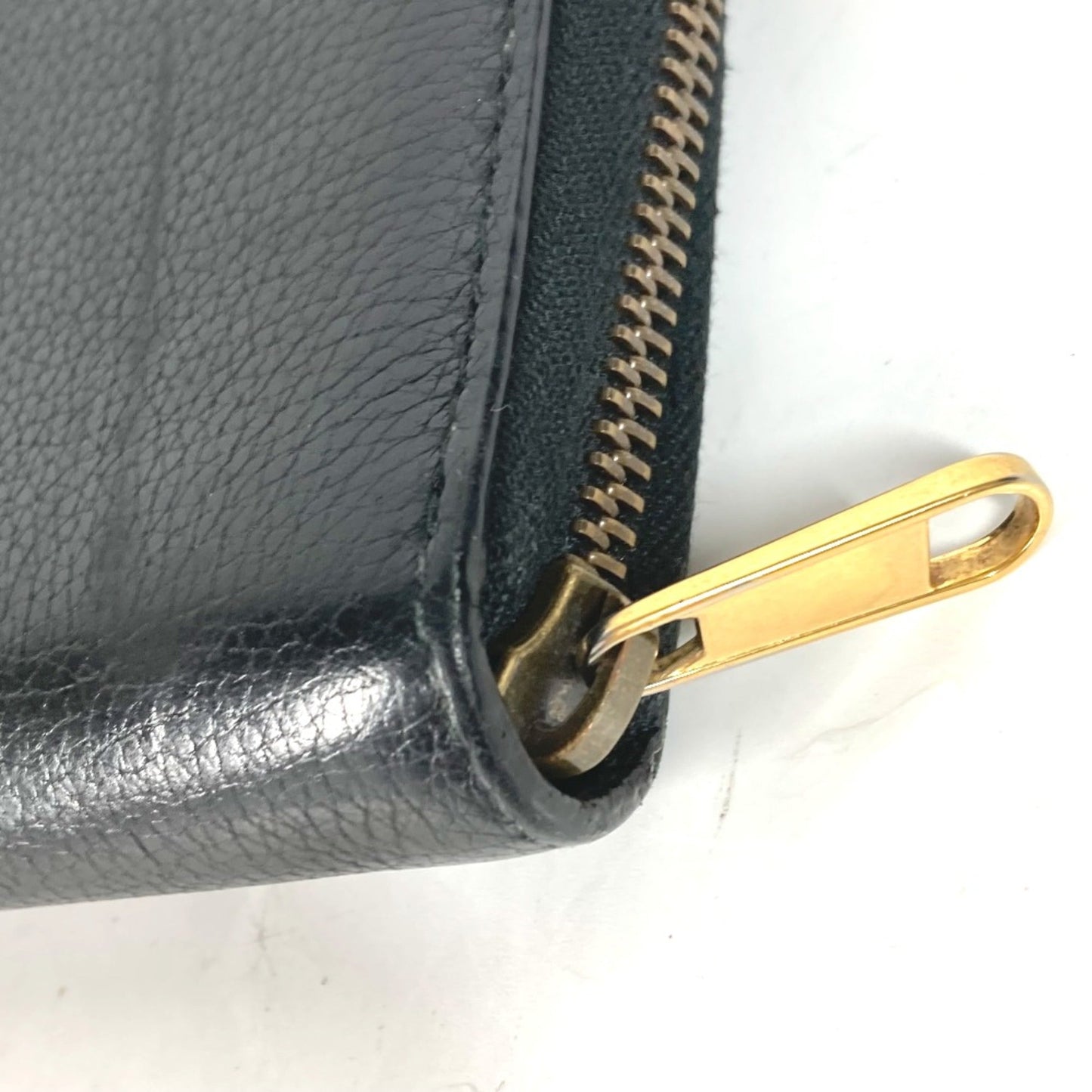 Gucci Black Leather Long Wallet (Bi-Fold)