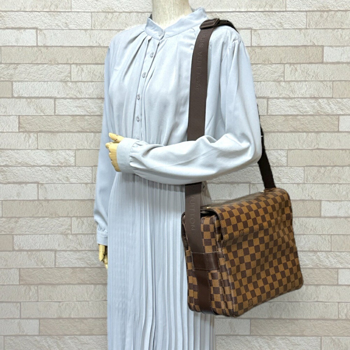 Louis Vuitton Brown Damier Canvas Shoulder Bag