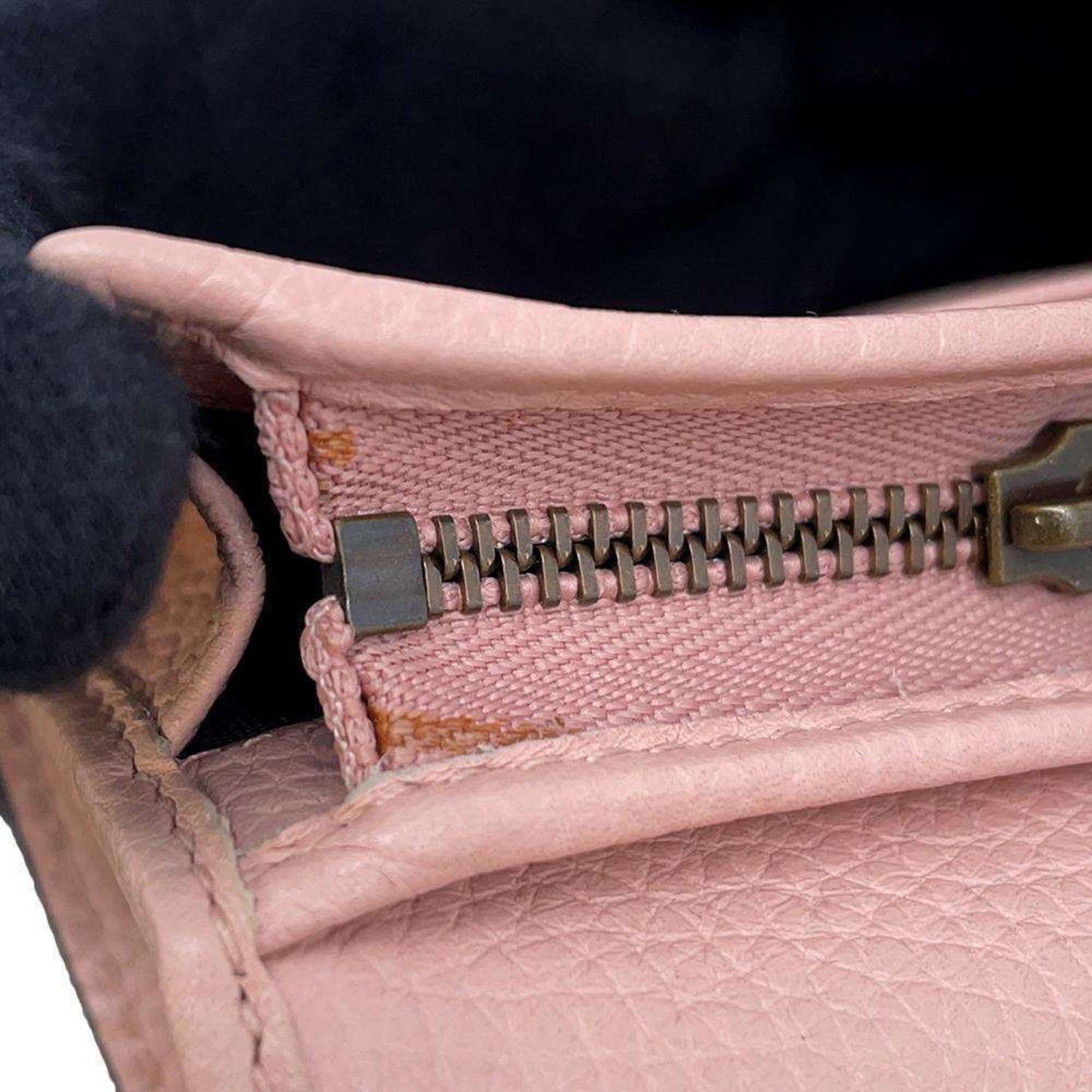 Gucci Pink Leather Wallet (Bi-Fold)