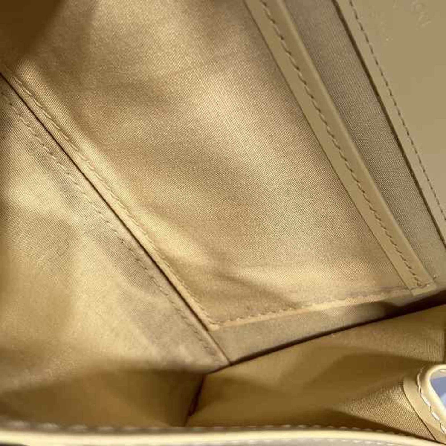 Louis Vuitton Epi Vanilla Epi Leather Handbag Shoulder Bag