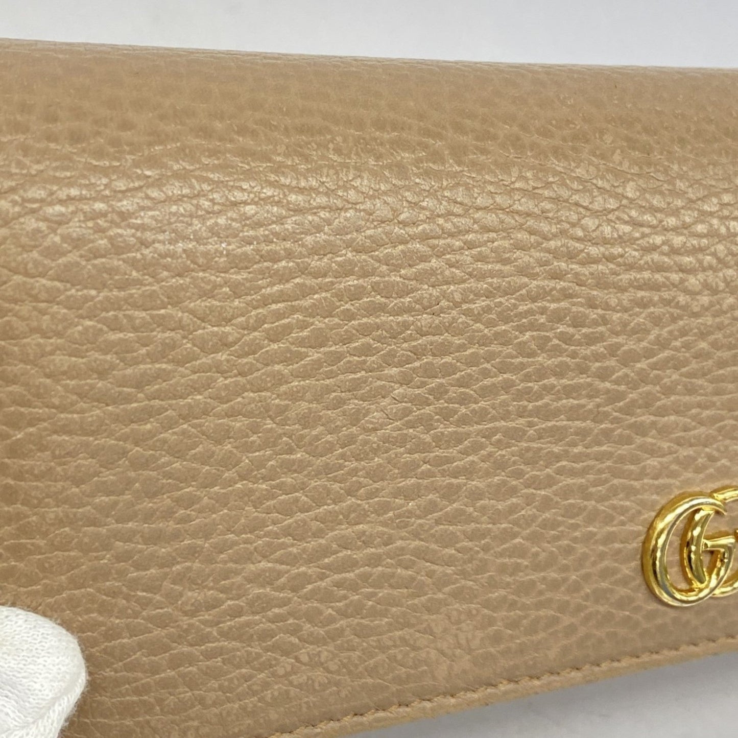Gucci Beige Leather Long Wallet (Bi-Fold)