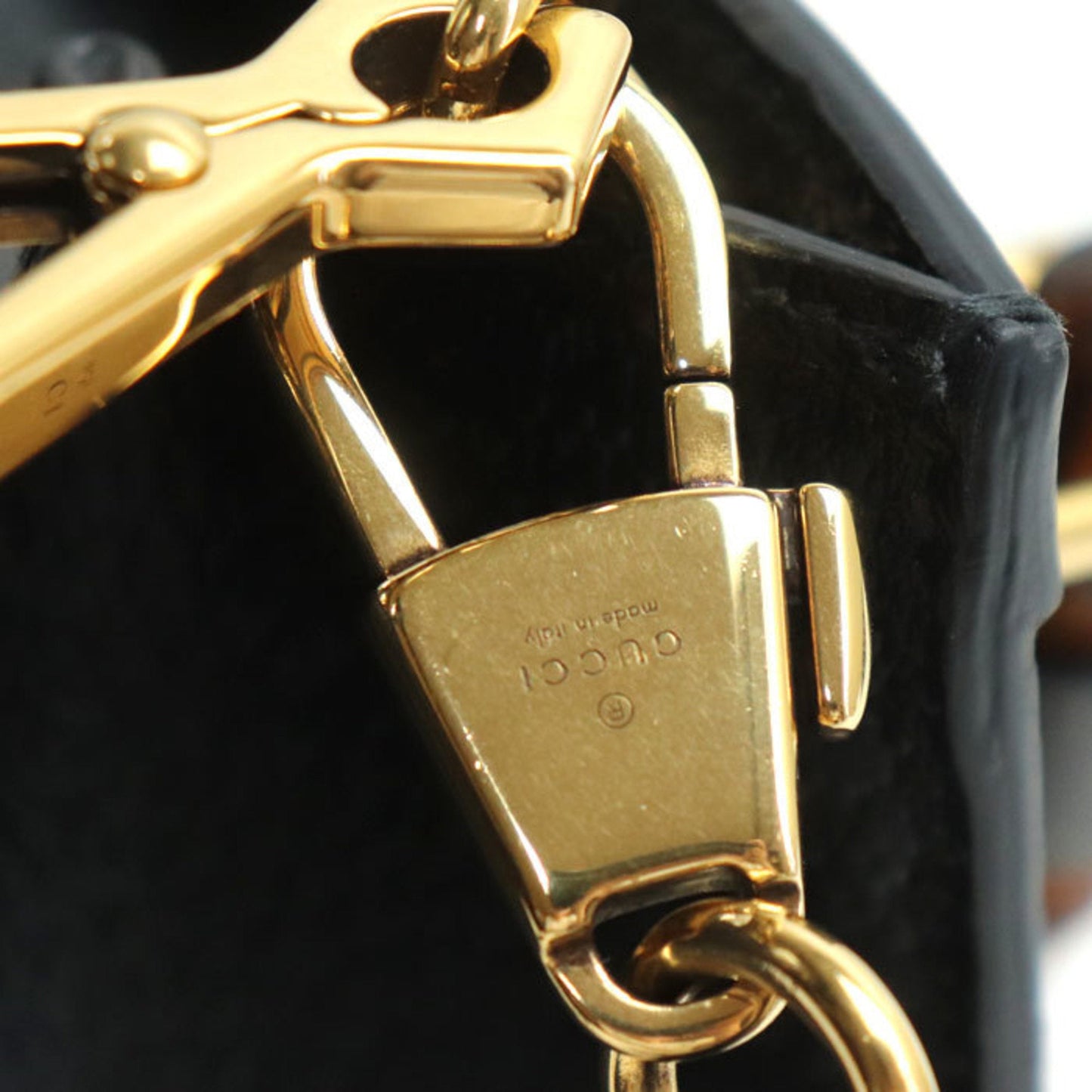 Gucci Black Leather Shoulder Bag