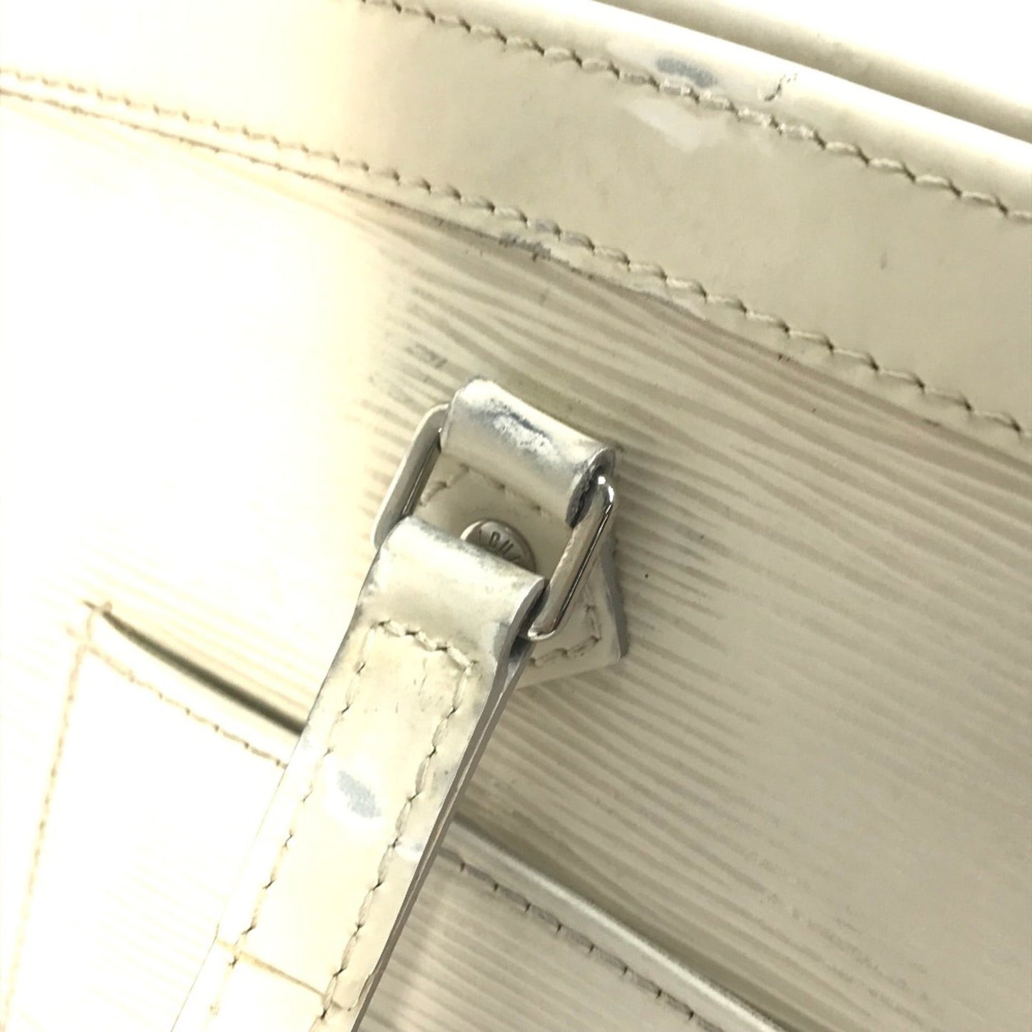 Louis Vuitton White Leather Shoulder Bag