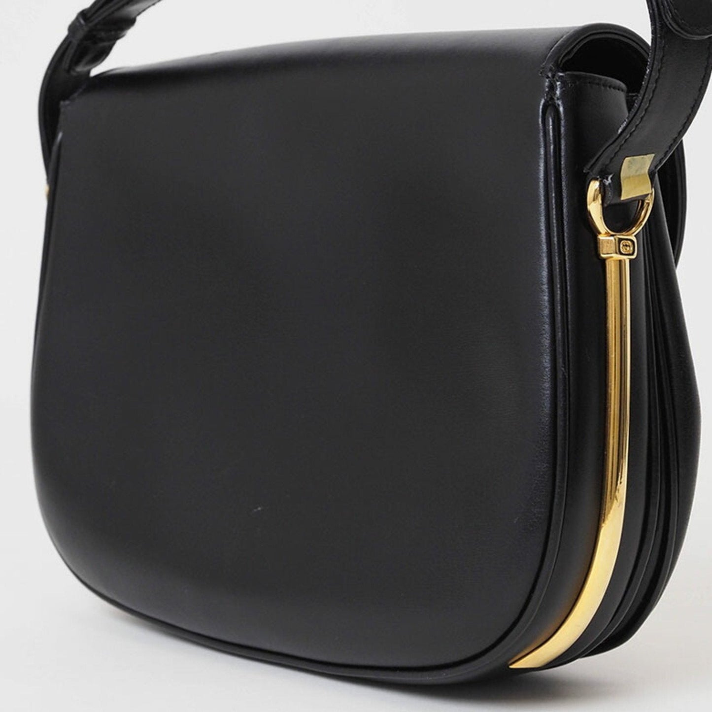 Gucci Black Leather Shoulder Bag