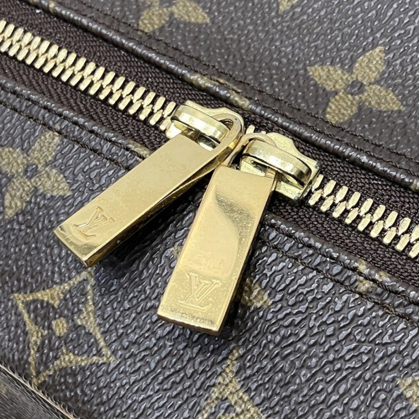 Louis Vuitton Brown Galle Monogram Monogram Shoulder Bag
