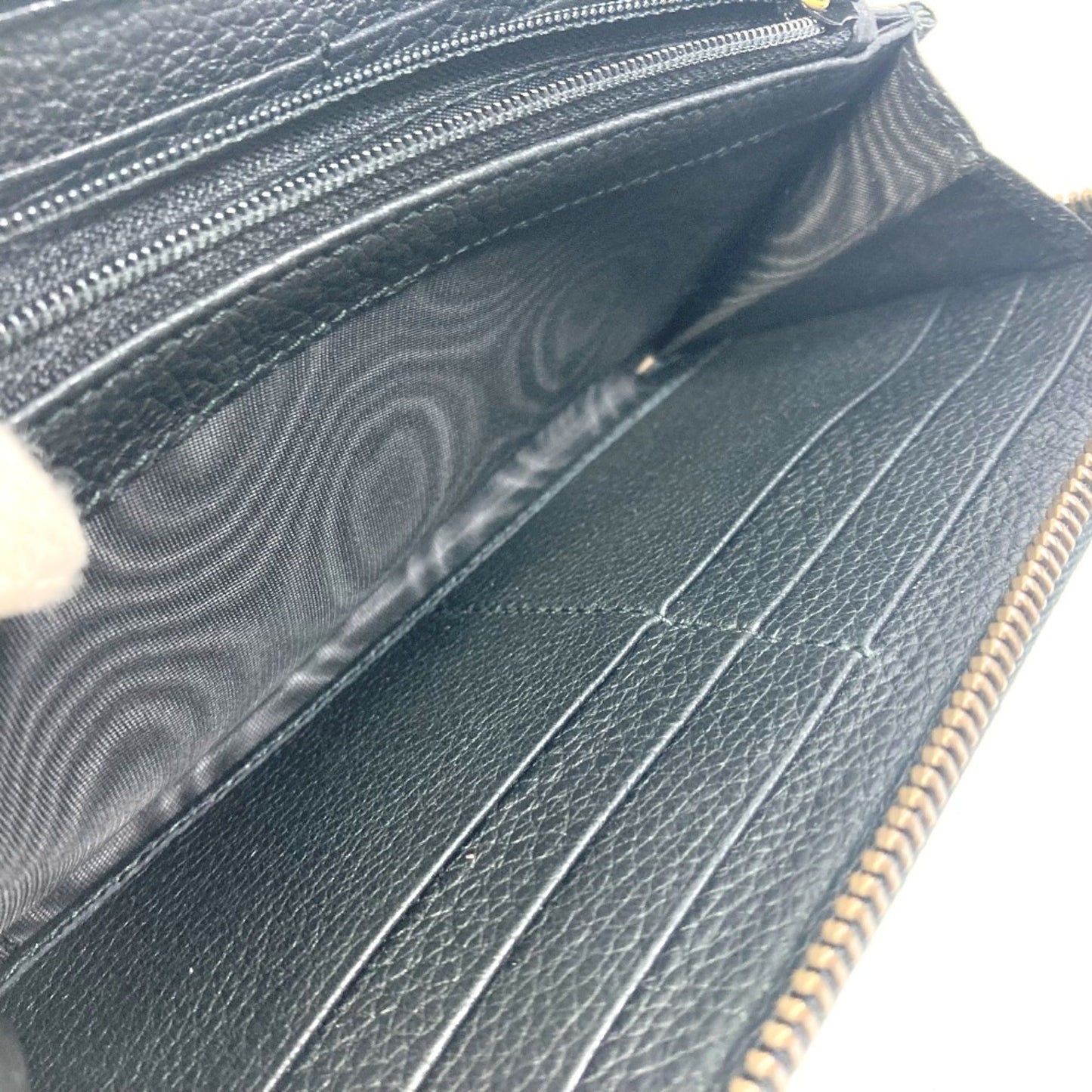 Gucci Black Leather Long Wallet (Bi-Fold)
