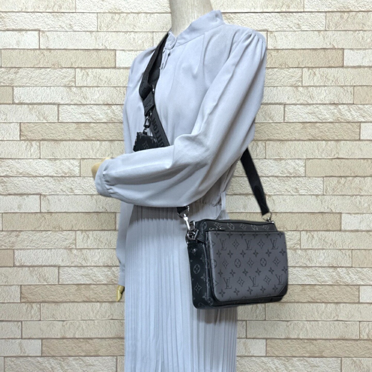 Louis Vuitton Black Gray Monogram Eclipse Monogram Eclipse Shoulder Bag