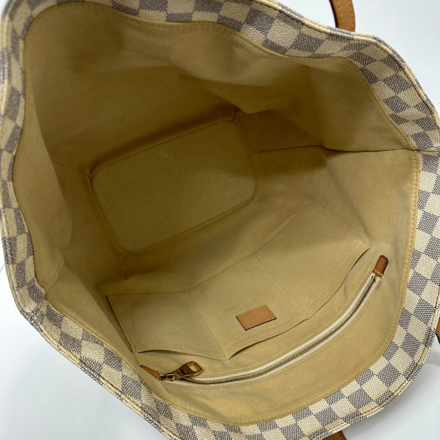 Louis Vuitton White Other Shoulder Bag