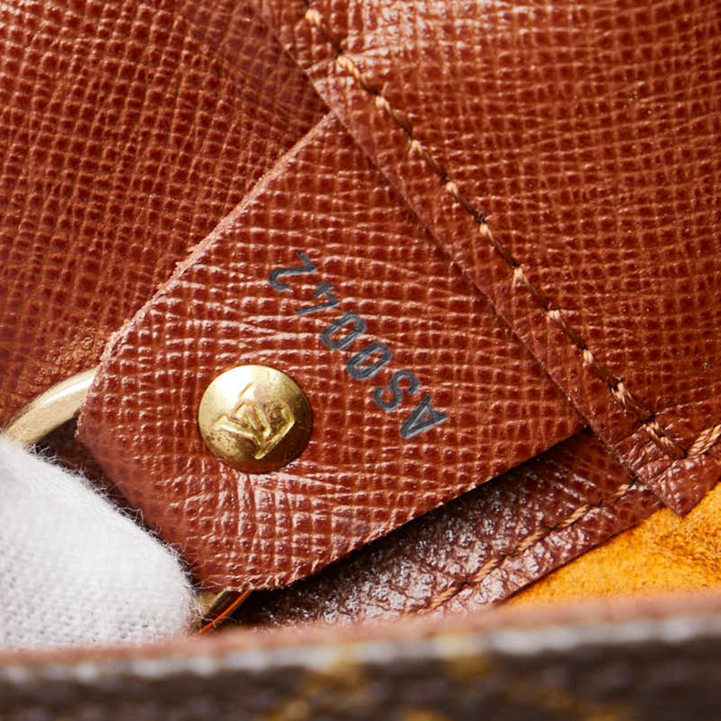 Louis Vuitton Brown Monogram Monogram Shoulder Bag