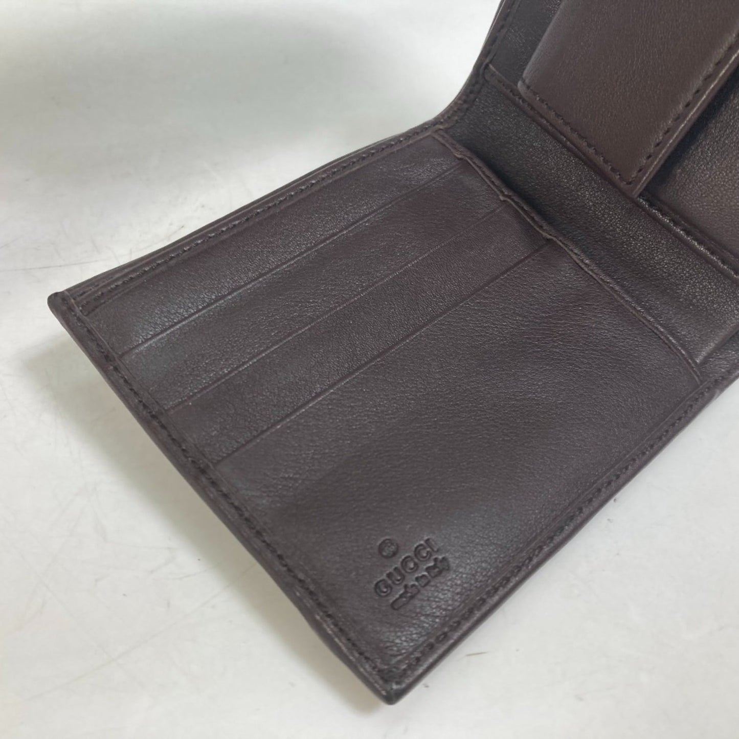 Gucci Beige Other Wallet (Bi-Fold)