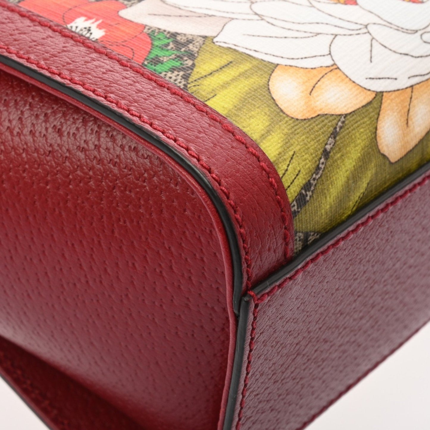 Gucci Multi-Color Red Color Gg Supreme Canvas Leather Handbag