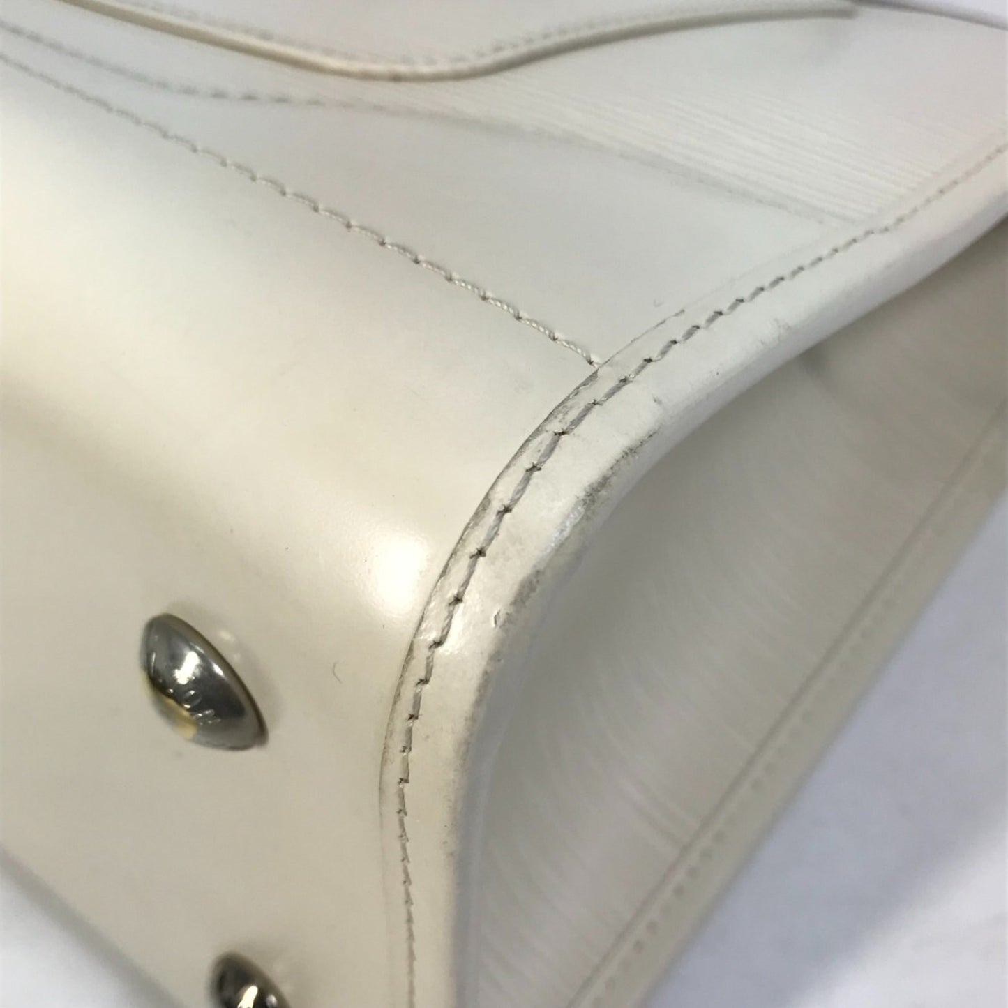 Louis Vuitton White Leather Shoulder Bag