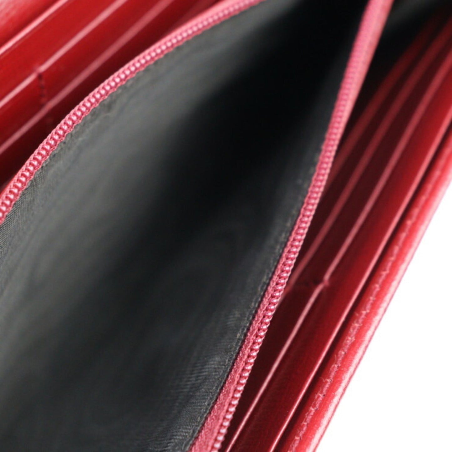 Gucci Bordeaux Red Color Wallet (Bi-Fold)