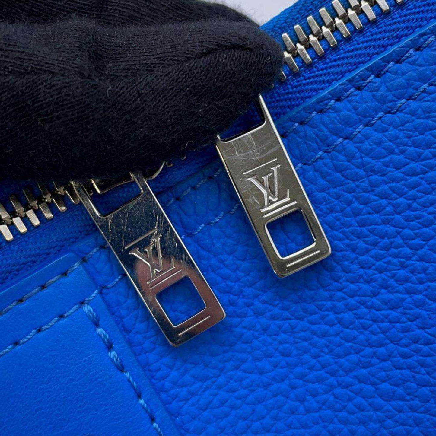 Louis Vuitton Blue Leather Shoulder Bag
