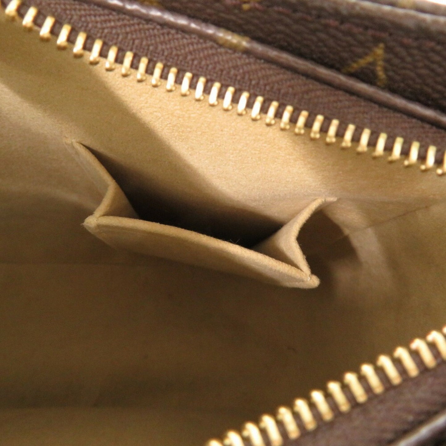 Louis Vuitton Brown Monogram Monogram Shoulder Bag