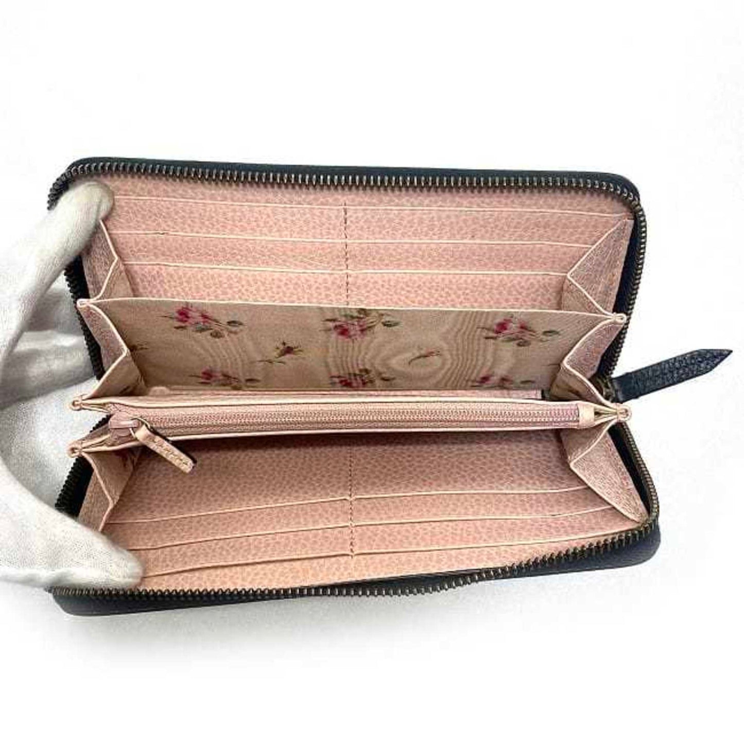 Gucci Black Silver Leather Long Wallet (Bi-Fold)