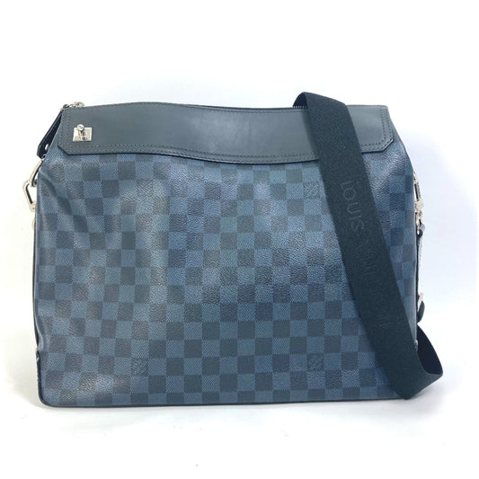 Louis Vuitton Navy Other Shoulder Bag ()